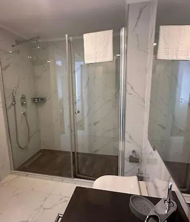 2 Bedroom Amazing Sea View Grand Sapphire And Casino Apartament *