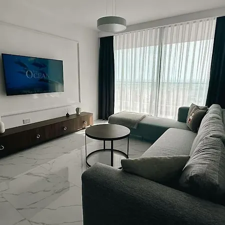 2 Bedroom Amazing Sea View Grand Sapphire And Casino Apartament