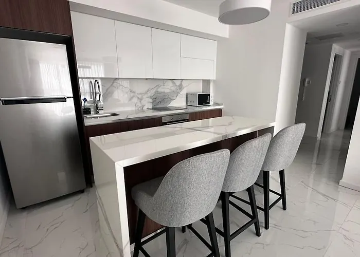 2 Bedroom Amazing Sea View Grand Sapphire And Casino