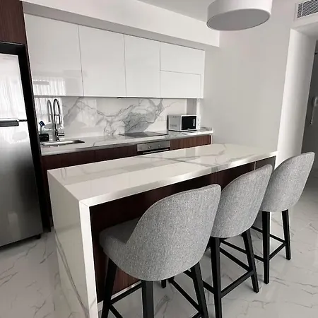 2 Bedroom Amazing Sea View Grand Sapphire And Casino