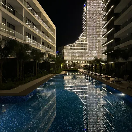 2 Bedroom Amazing Sea View Grand Sapphire And Casino *