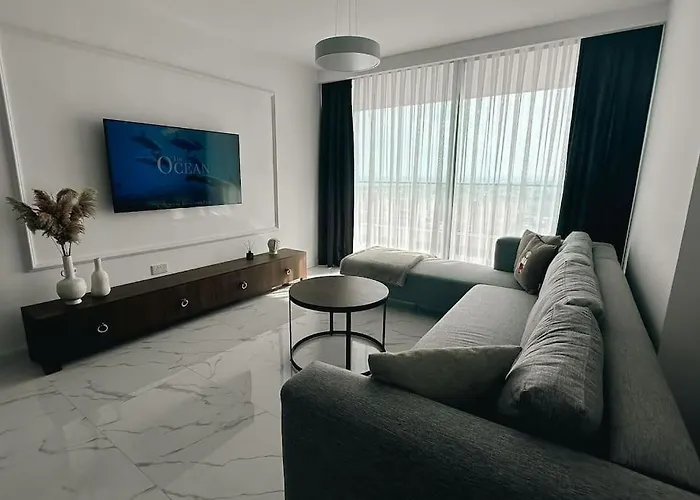 2 Bedroom Amazing Sea View Grand Sapphire And Casino 아파트